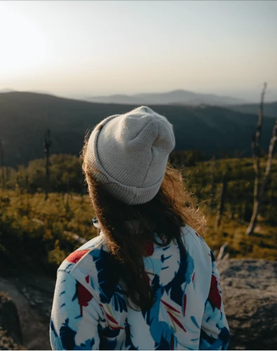 ŁOS-KOPYTO-RWS-jasny-bezowy-czapka-MOOSE-beige-z-welny-merino-mulesing-free-niegryzaca-cienka-ciepla-welniana-eko-wool-beanie-hat (2).png