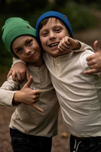 WILCZEK-KOPYTO-RWS-merino-czapka-dziecieca-zielona-trawiasta-BABY-WOLF- merino-beanie-for-kids-green-grass (1).jpg