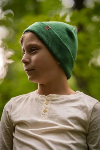 WILCZEK-KOPYTO-RWS-merino-czapka-dziecieca-zielona-trawiasta-BABY-WOLF- merino-beanie-for-kids-green-grass (2).jpg