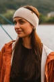 LIS-KOPYTO-bezowa-opaska-beige-fox-na-uszy-welniana-merino-mulesing-free-certyfikat-RWS-niegryzaca-eko-wool-headband-band (5).jpg