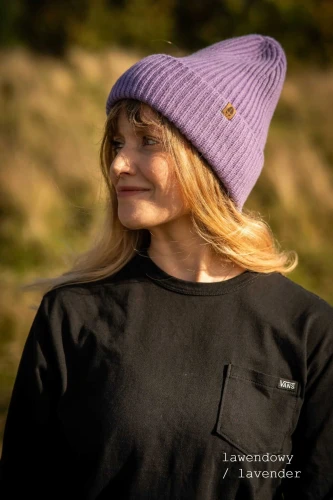 PANDA-KOPYTO-czapka-lawendowa-duża-welniana-z-welny-merino-certyfikat-RWS-mulesing-free-beanie-hat (6).jpg