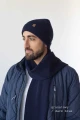 WILK-KOPYTO-RWS-granatowa-czapka-WOLF-navy-blue-wełniana-z-wełny-merino-yellow-mulesing-free-niegryzaca-klasyczna-ciepla-elegancka-welniana-eko-wool-beanie-hat.jpg