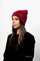 WILK-KOPYTO-RWS-magenta-czapka-WOLF-grey-wełniana-z-wełny-merino-mulesing-free-niegryzaca-klasyczna-ciepla-elegancka-welniana-eko-wool-beanie-hat.jpg