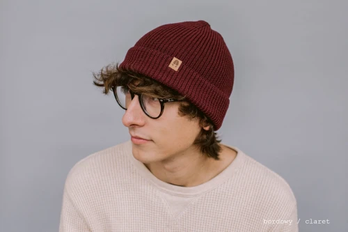 JELEN-KOPYTO-RWS-bordowa-claret-DEER-czarna-czapka-z-wełny-merino-mulesing-free-niegryzaca-cienka-ciepla-welniana-eko-wool-beanie-hat (2).jpg