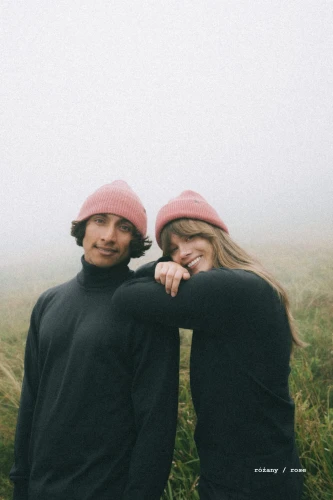 ANTYLOPA KOPYTO RWS - rozany czapka z wysokim ściągaczem w prążki 100% merino - ANTELOPE beanie with a high ribbed cuff rose (26).jpg