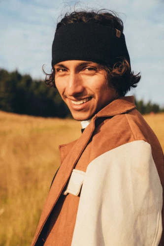 KOJOT KOPYTO RWS - szeroka pluszowa opaska z wełny merino, ciepla, opaska na zime, opaska na rower, na wycieczke, a wide plush headband made of merino wool (13).jpg