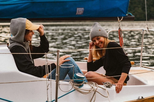 KAPIBARA-KOPYTO-kaptur-balaklawa-szara-100%welna-merino-certyfikat-RWS-hood-balaclava-GEKON-czapka-zolta-z-daszkiem-PANDA-ciepla-szara-czapka-fluffy-merino-RWS (6).jpg