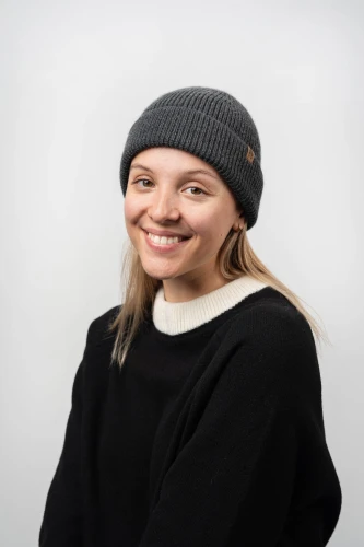 JELEŃ-KOPYTO-DEER-grafitowy-wełniana-czapka-bez-ściągacza-woolen-hat-without-welt-OPOS-POSSUM-komin-golfcertyfikat-RWS-100%-merino-wool-tube-scrafs .jpg