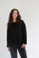 MANGUSTA-welniany-czarny-boxy-pudelkowy-longsleeve-bluzka-dlugi-rekaw-z-welny-merino-etycznej-bez-mulesingu-kopyto5.jpg