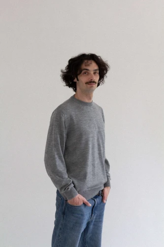 KOPYTO-JENOT-2.0-szary-meski-welniany-sweter-damski-z-welny-merino-etycznej-rws-mulesing-free3.jpg
