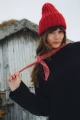 KOPYTO-ROSOMAK-zczerwona-red-czapka-welniana-w-szeroki-prazek-z-wysokim-sciagaczem-merino-wool-beanie-wide-rib.jpg