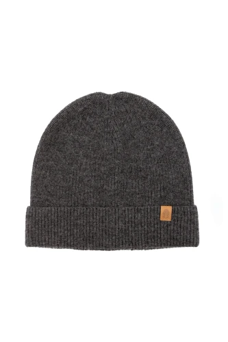 GAZELA-KOPYTO-olowkowa-grafitowa-pencil-gray-graphite-lekka-prazkowana-czapka-welniana-z-welny-merino-rws-etycznej-GAZELLE-light-weight-ribbed-rws-wool-ethical-beanie.jpg
