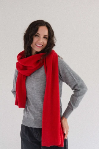 KOPYTO-MANUL-RWS-czerwony-red-welniany-duzy-szeroki-szalik-elegancki-z-100-welny-merino-etycznej-Large-lightweight-wide-merino-woool-scarf22.jpg