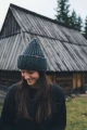 KOPYTO-ROSOMAK-melanz-niebieski-szary-blue—gray-melange-czapka-welniana-z-welny-nopki-merino-rws-etycznej-ethical-wool-mulesing-free-hat-beanie.jpg