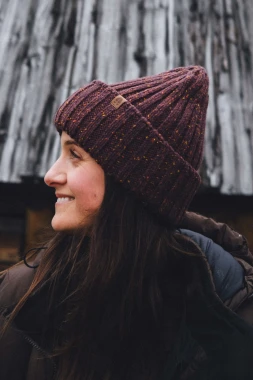 ROSOMAK MELANŻ - czapka z nopkami w szeroki prążek z wysokim ściągaczem 100% wełny merino