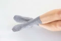 KOPYTO-NORKI-welniane-skarpetki-bezuciskowe-barefoot-z-welny-merino-mulesing-free-etycznej-recycling-poliamid-wool-socks-szare3.jpg