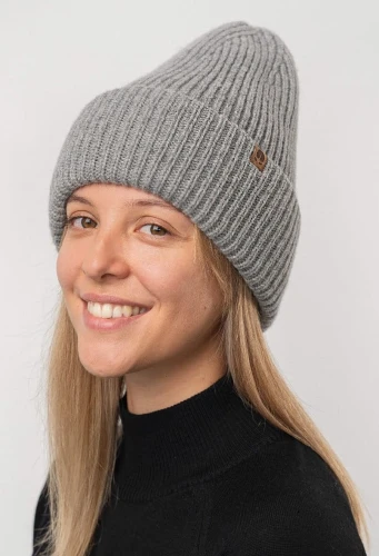 PANDA-KOPYTO-czapka-szara-welniana-z-welny-merino-certyfikat-RWS-mulesing-free-beanie-hat-gray.jpg