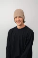 GAZELA KOPYTO RWS - jasny karmel lekka prążkowana czapka z  wełny merino - GAZELLE  light weight ribbed beanie light caramel (2).jpg